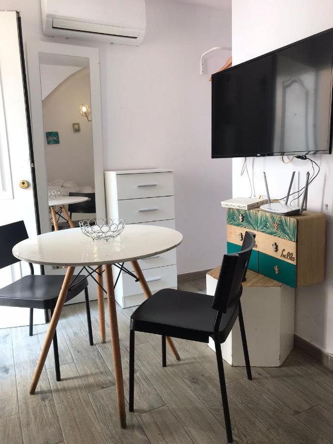 Coqueto apartamento Centro Histórico Málaga Appartamento Esterno foto